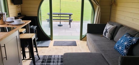 barn harrow holiday pods