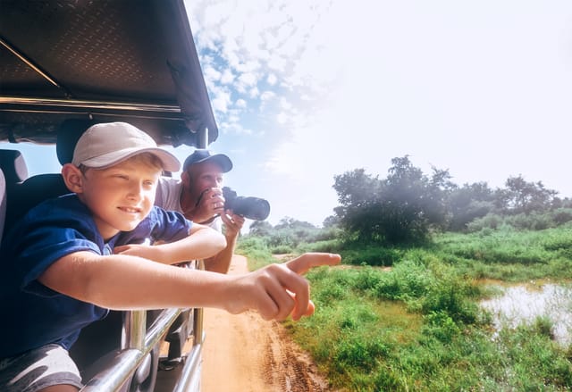 Zoos, Wildlife Parks and Safari Parks