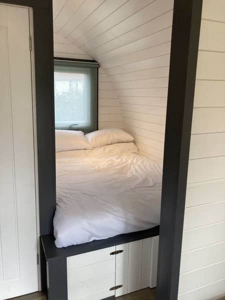 Glamping Pod (Pet Friendly)