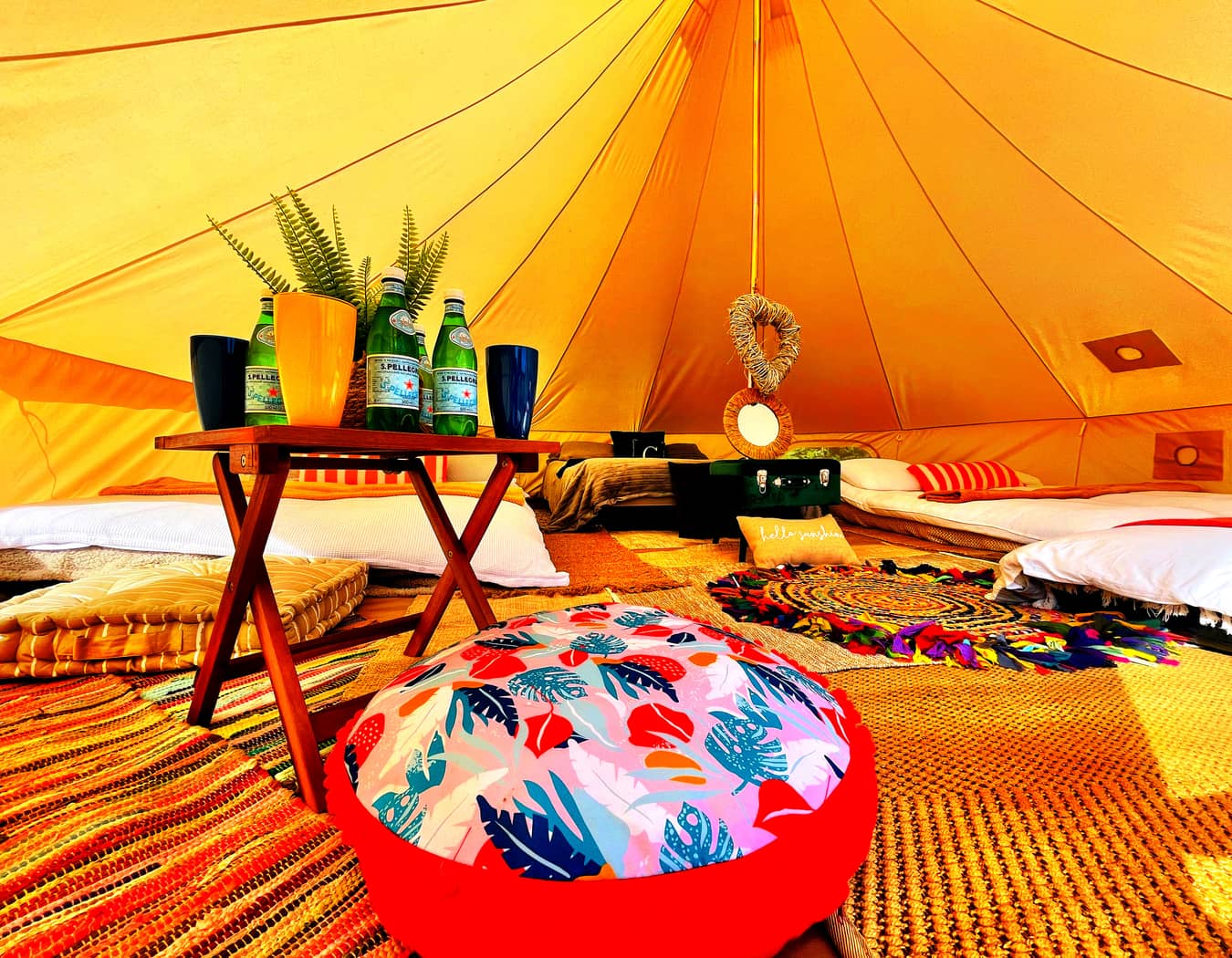 CAYO RETREAT WATERS EDGE GLAMPING & HOLIDAY SITE